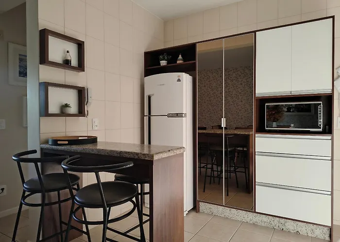 Rvg- Belos Apartamentos Quadra Mar Em Floripa